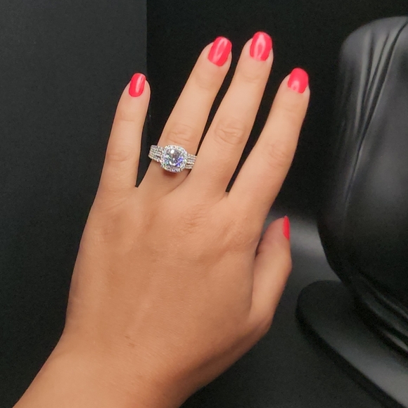 Silver Women's Ring - Picture 5 of 7